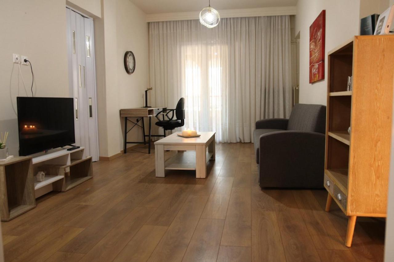 Nikis Apartment Лариса Екстериор снимка